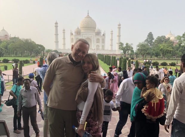 Brett-and-Ella-Taj-Mahal
